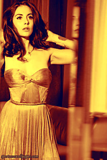 August 2015 - Alison Brie