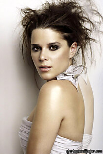Neve Campbell
