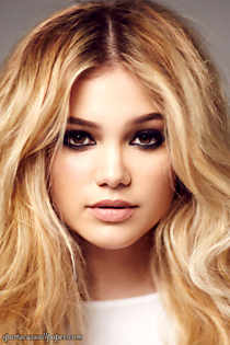 Olivia Holt