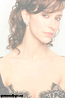 Jennifer Love Hewitt XLI