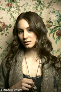 Troian Bellisario