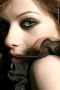 Michelle Trachtenberg IV