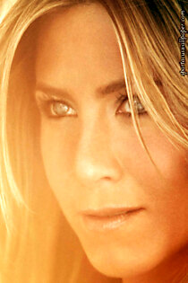 Jennifer Aniston IV