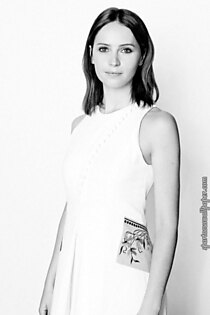 Felicity Jones V