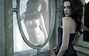 Anne Hathaway VIII