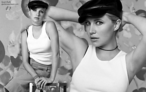 Sarah Chalke V