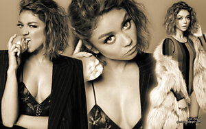 Sarah Hyland XVII