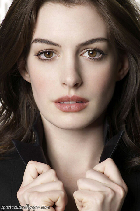 Anne Hathaway IX