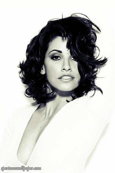 Gina Gershon