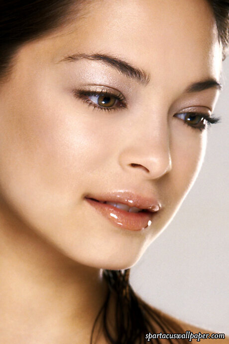 Kristin Kreuk VII