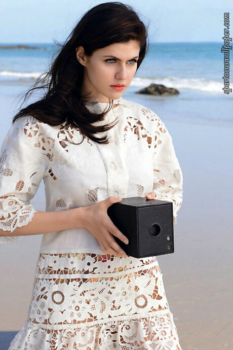 Alexandra Daddario XII