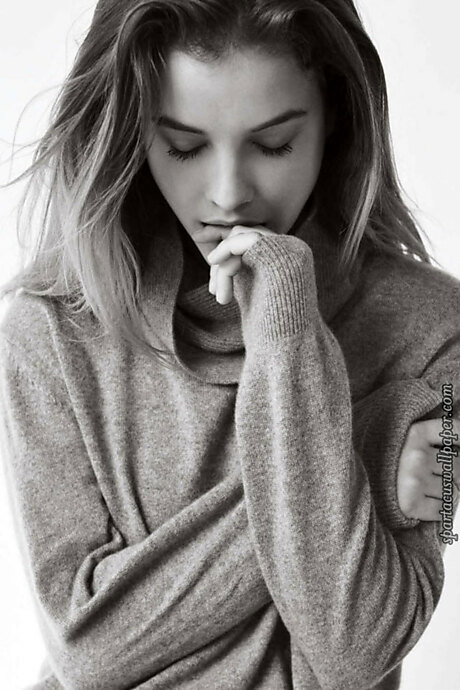 Barbara Palvin XXXII