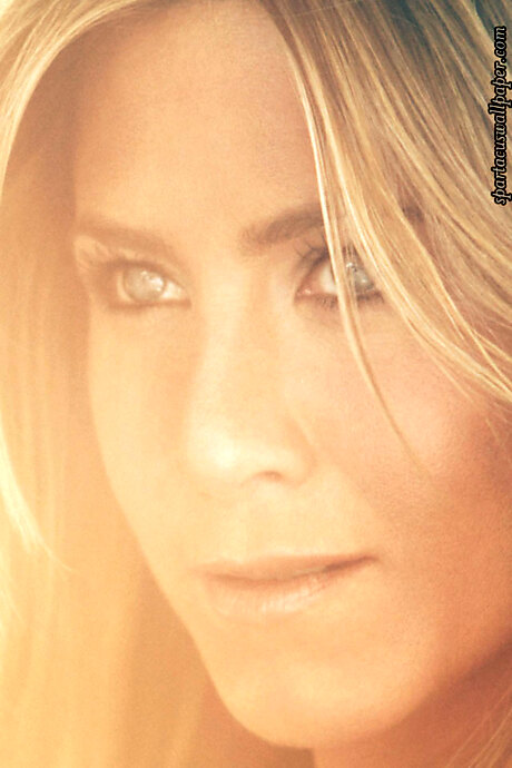 Jennifer Aniston V