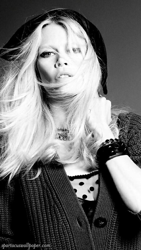 Claudia Schiffer II