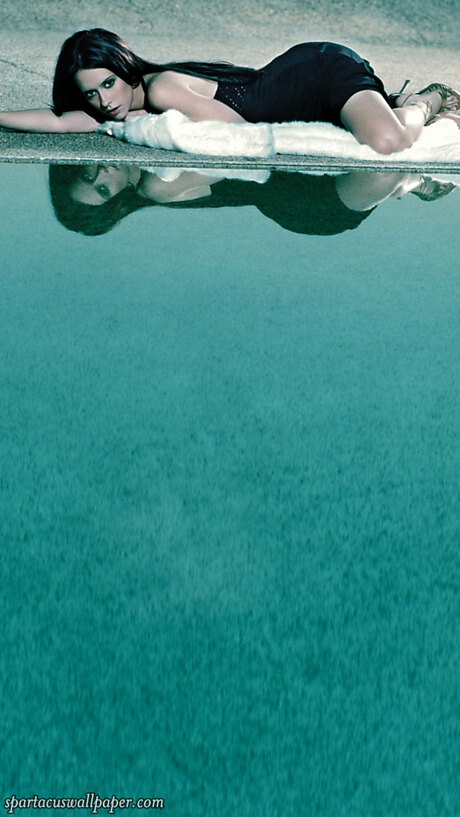 January 2014 - Jennifer Love Hewitt