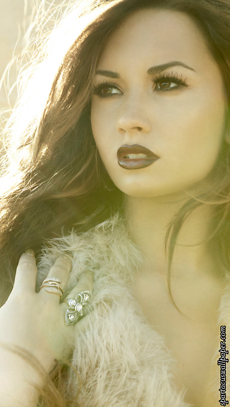 August 2012 - Demi Lovato