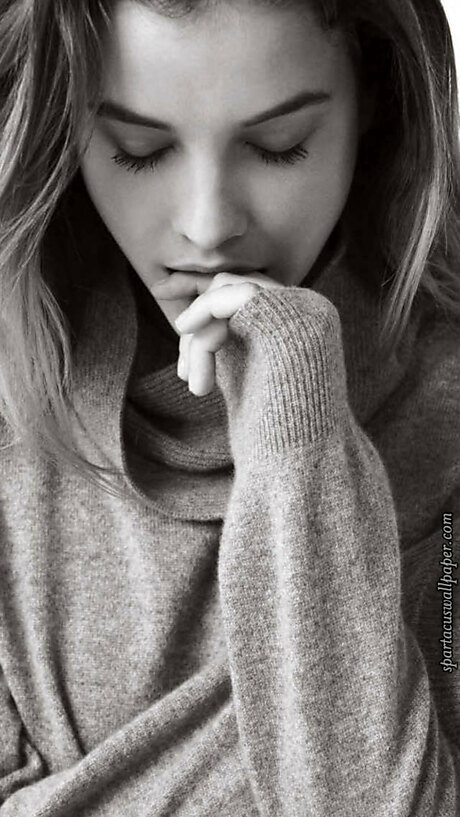 Barbara Palvin XXXII