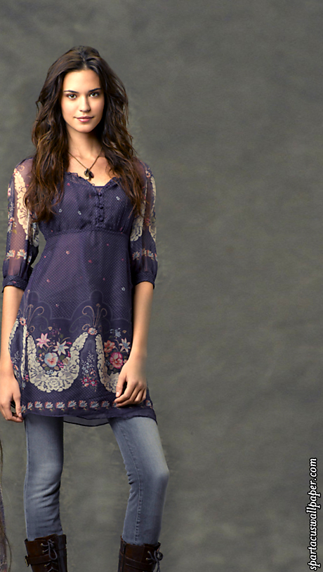 October 2010 - Odette Yustman