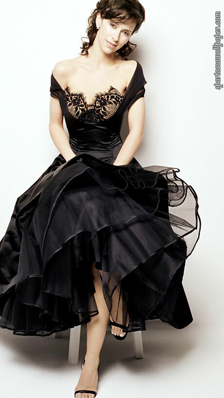 Jennifer Love Hewitt XLI
