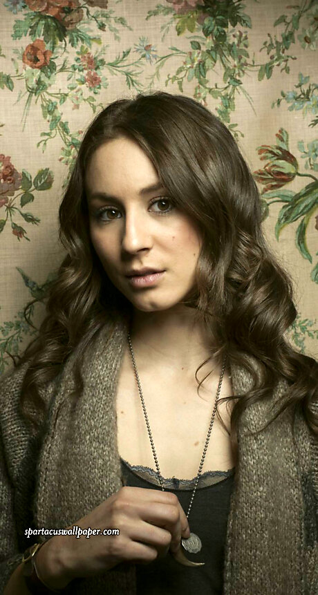 Troian Bellisario