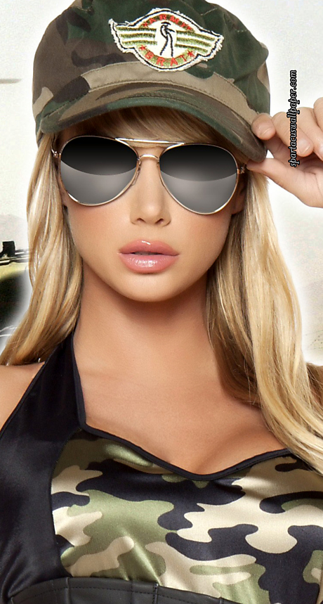 Sara Jean Underwood IL