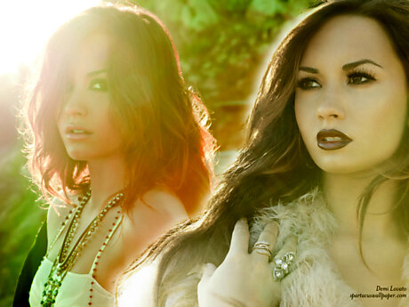 August 2012 - Demi Lovato