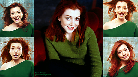 Alyson Hannigan - Christmas 2007