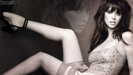 Jennifer Love Hewitt IL