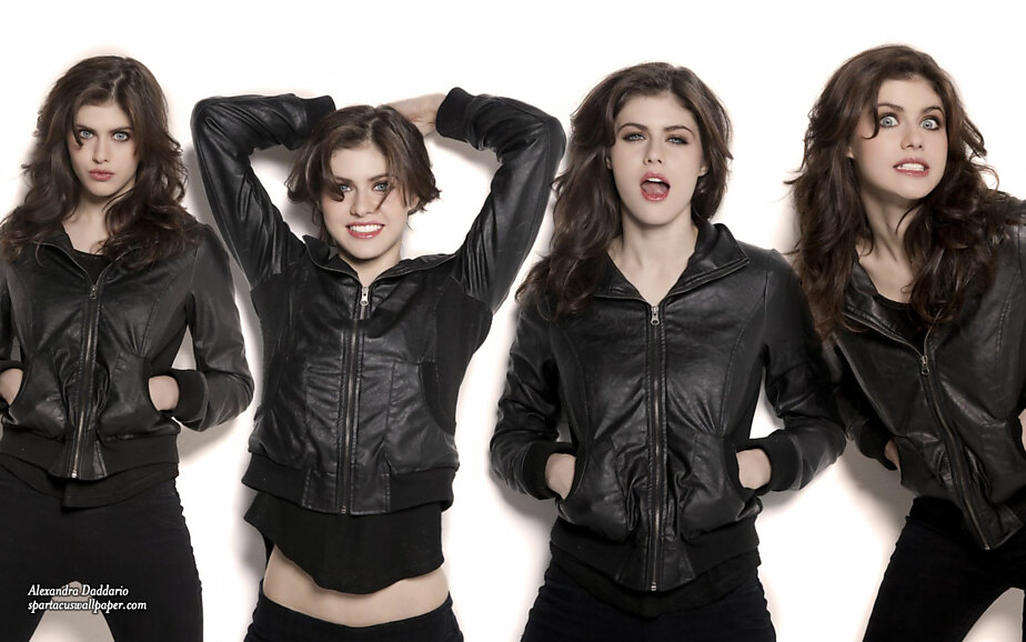 Alexandra Daddario XVII