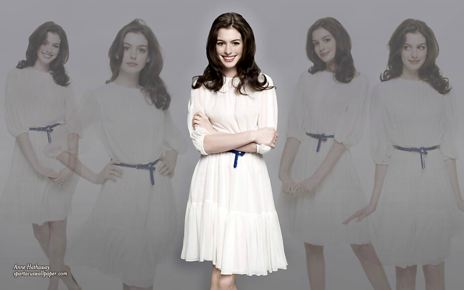 Anne Hathaway XI