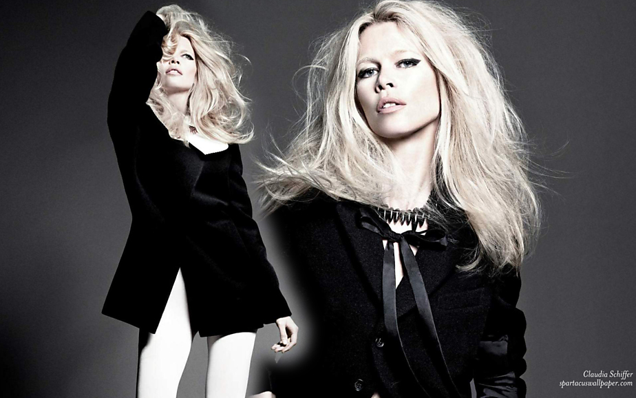 Claudia Schiffer III